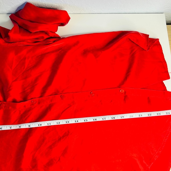 Casual Corners Red 100% Silk Button Down Shirt Size 8 - Picture 10 of 11